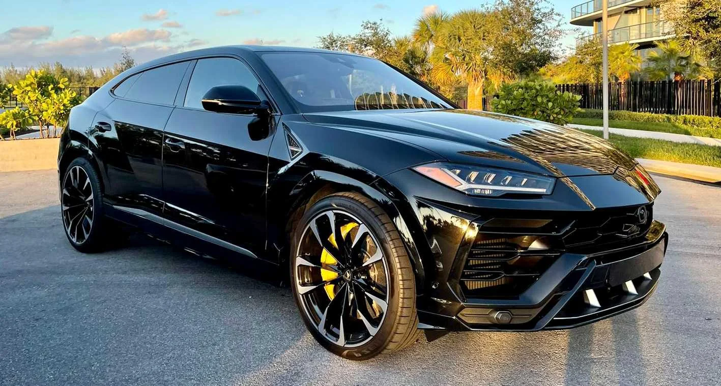Lamborghini Urus photographed for Pugachev Miami